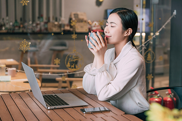 美容院如何利用朋友圈轉發(fā)點贊活動進行宣傳推